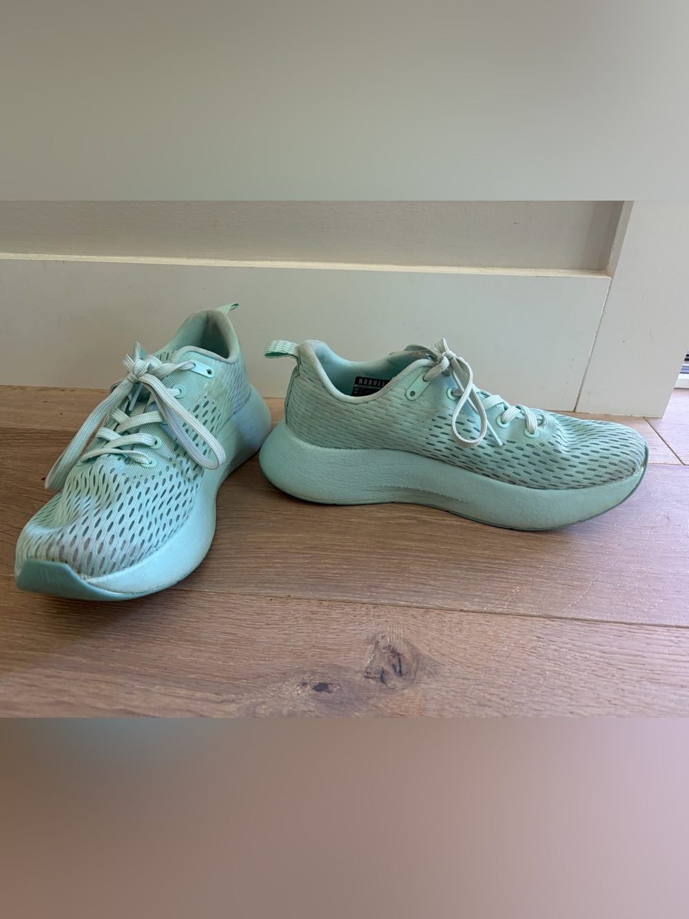 NOBULL Journey women's running shoes teal - W 10 M 8.5